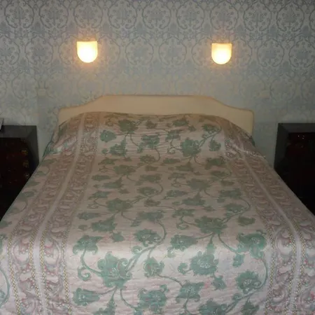 Hotel Chateau De Vignee Rochefort