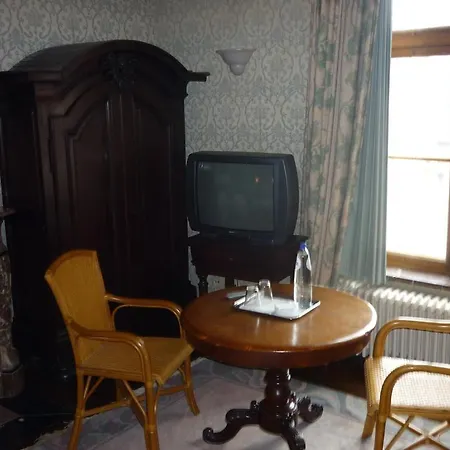 Hotel Chateau De Vignee Rochefort