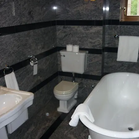 Chateau De Vignee 5* Rochefort