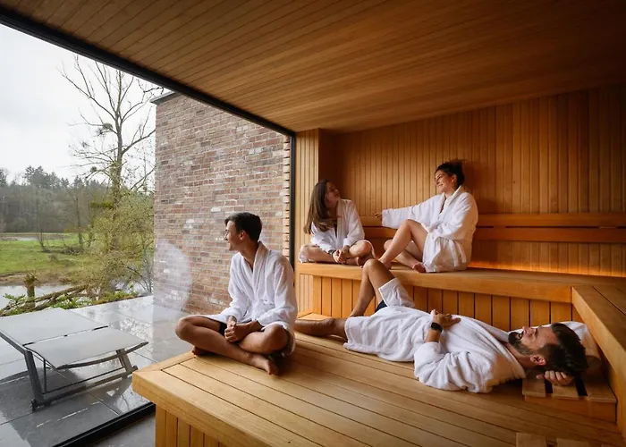 Chateau De Vignée Hotel