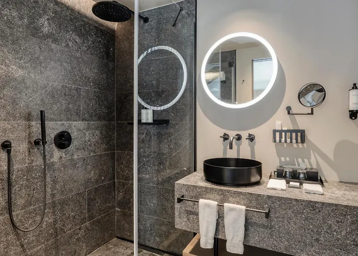 Chateau De Vignée Hotel