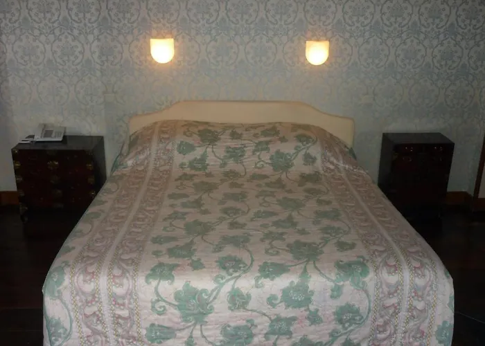 Hotel Chateau De Vignée Rochefort