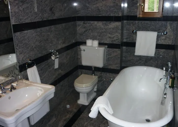 Chateau De Vignée 5* Rochefort